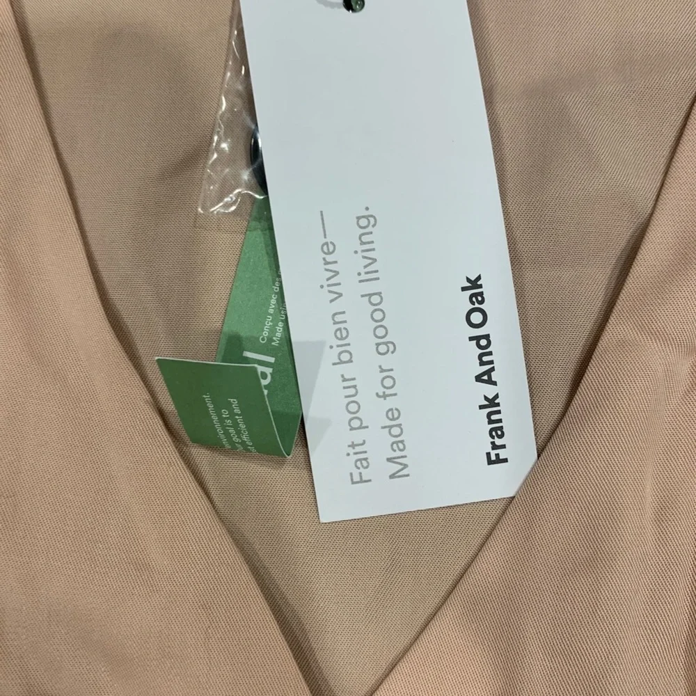 🇨🇦NWT Frank & Oak Blouse - Picture 4 of 8